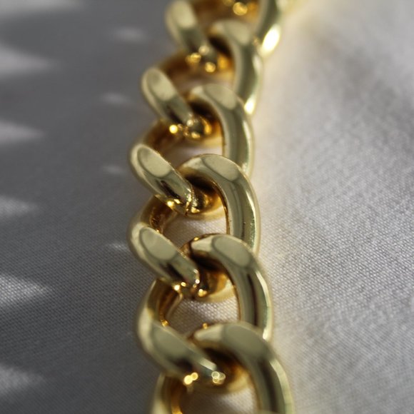 Gold link necklace - Picture 2 of 5